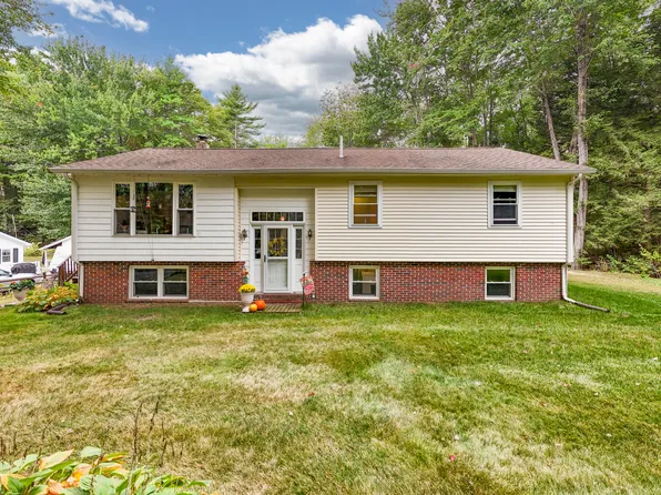 9 Partridge Drive, Buxton, ME 04093