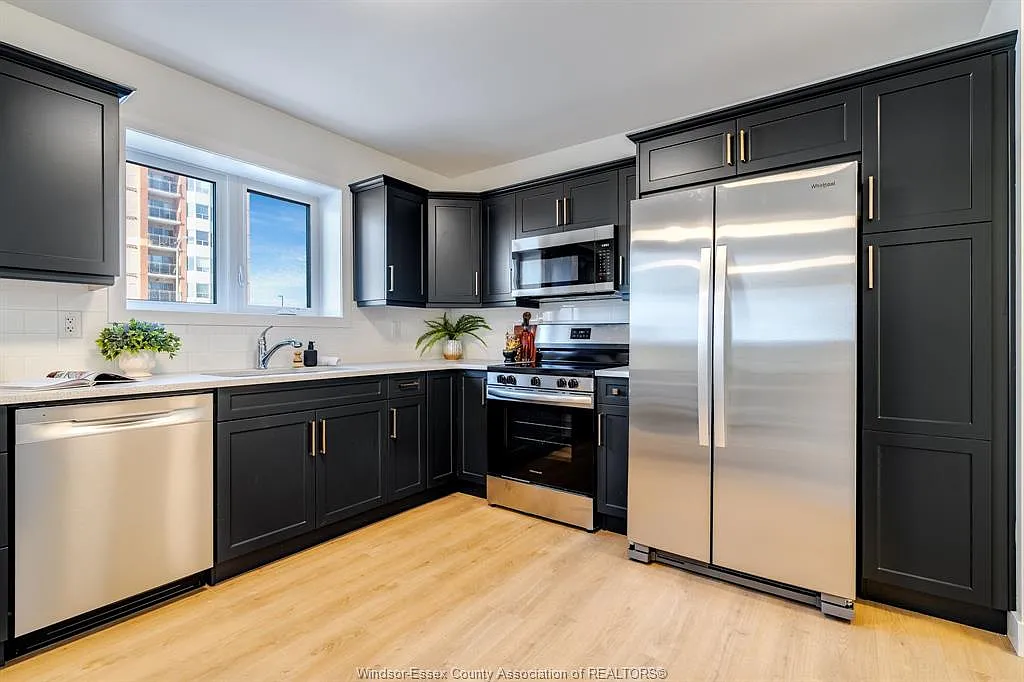 2 bed, $2,100 — Photo 4