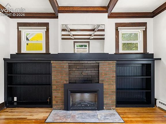 4th image of 125 Ruxton Ave