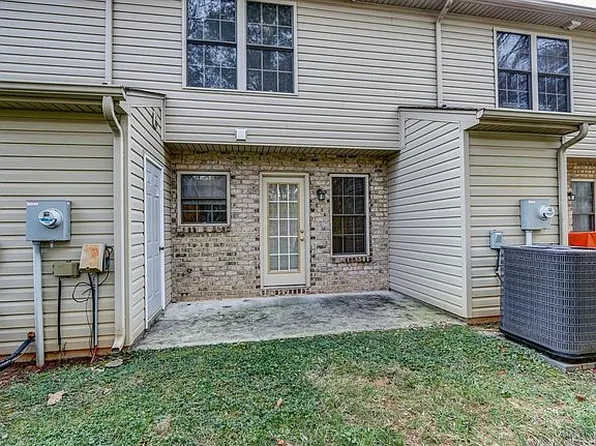 2004 Wards Ferry Rd APT 41, Lynchburg, VA 24502