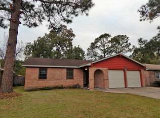 1737 Dolphin Dr, Seabrook, TX 77586