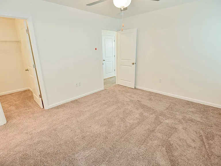 2828 Blue Blossom Trl — Photo 34