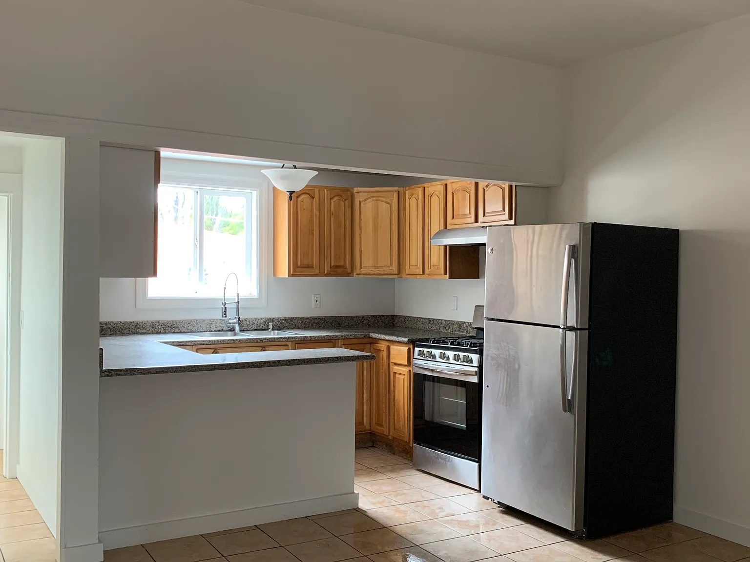 1 bed, $1,200 — Photo 4