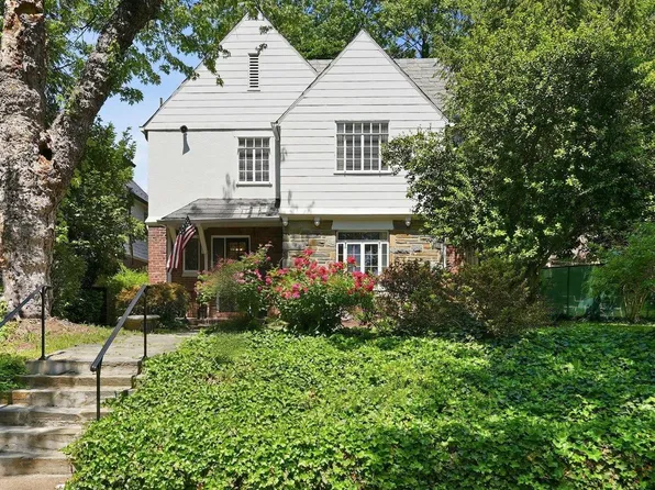 3721 Massachusetts Ave NW, Washington, DC 20016