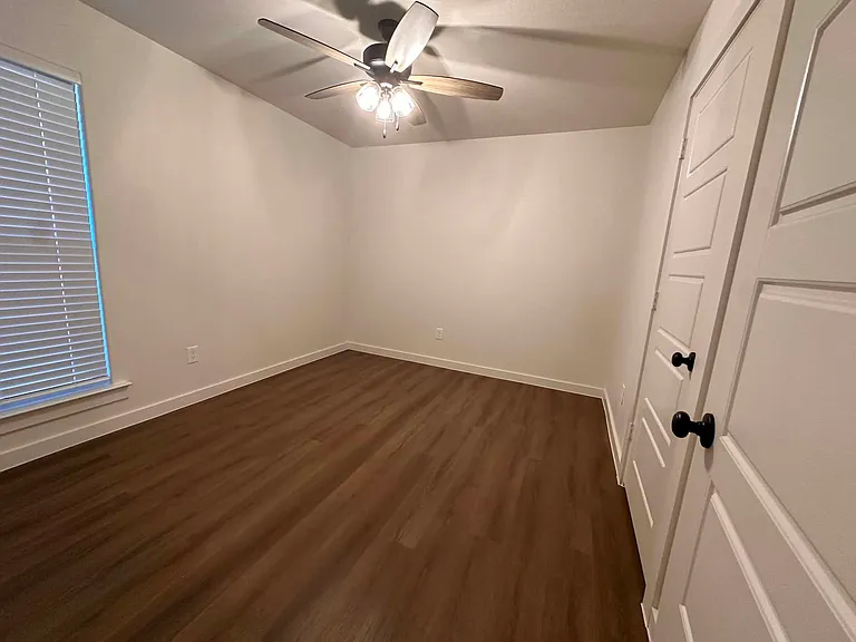 13825 Gary Ave — Photo 8