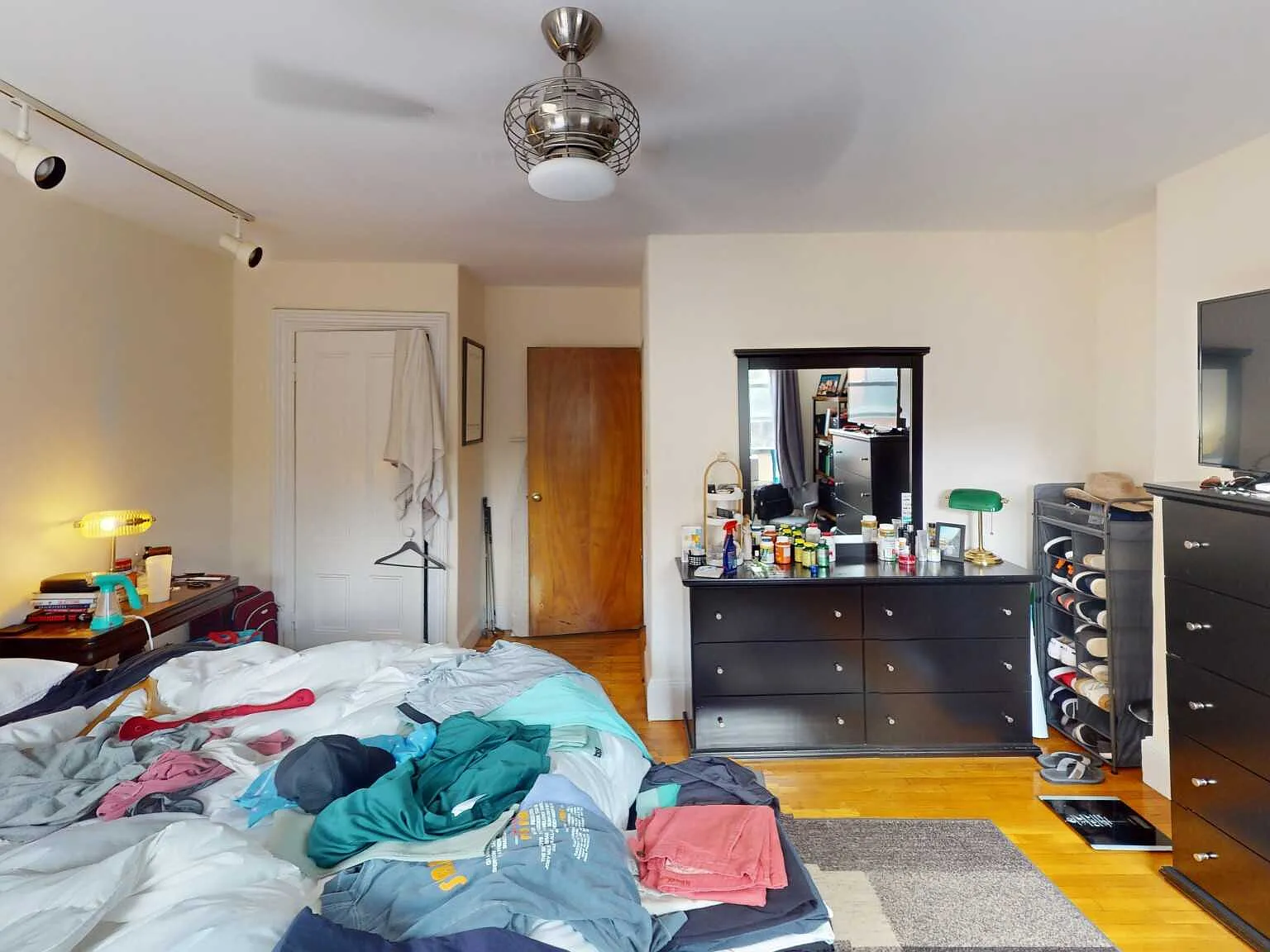 1 bed, $2,825 — Photo 3