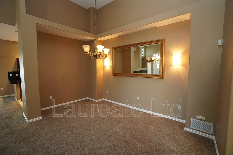 2 bed, 2.0 bath, 1625 sqft, $2,595 — Photo 4