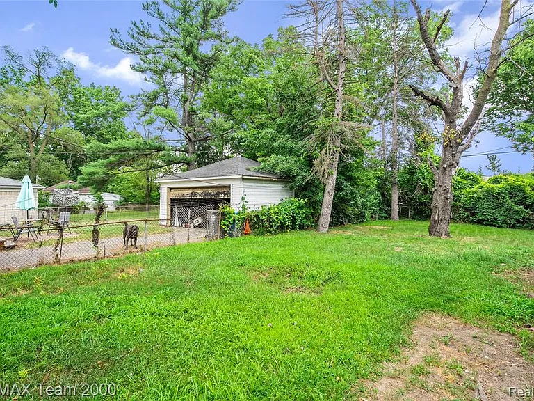 2607 Weithoff Ct — Photo 25