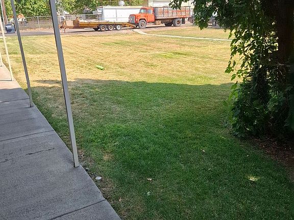 3rd image of 518 Ash St #3