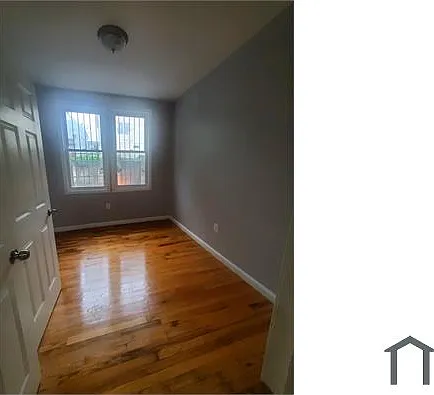 81 Smith St #1R — Photo 6