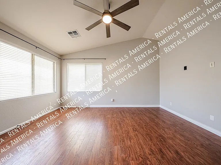 51 W Hereford Dr — Photo 16