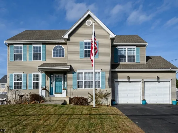 102 Nautilus Dr, Barnegat Twp., NJ 08005
