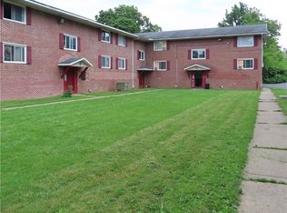 1427 Oneida St, Utica, NY 13501