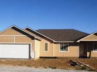 7603 W Whatcom Ave, Yakima, WA 98903