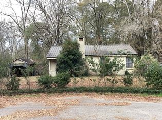 37 Loraine Dr, Montgomery, AL 36108