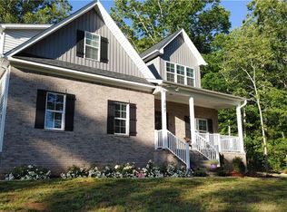 307 Liberty Hylls Ln, Thomasville, NC 27360