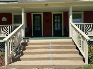 315 Goingsnake St, Tahlequah, OK 74464