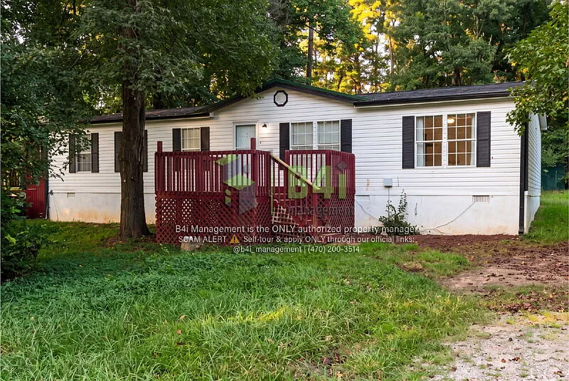 3 bed, 2.0 bath, 1512 sqft, $1,595 — Photo 1