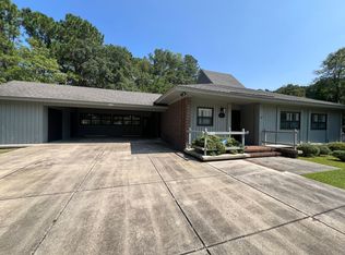 2112 Winterlochen Rd, Fayetteville, NC 28305