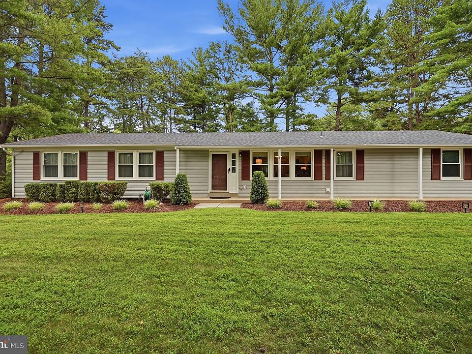1st image of 10818 Oldfield Dr