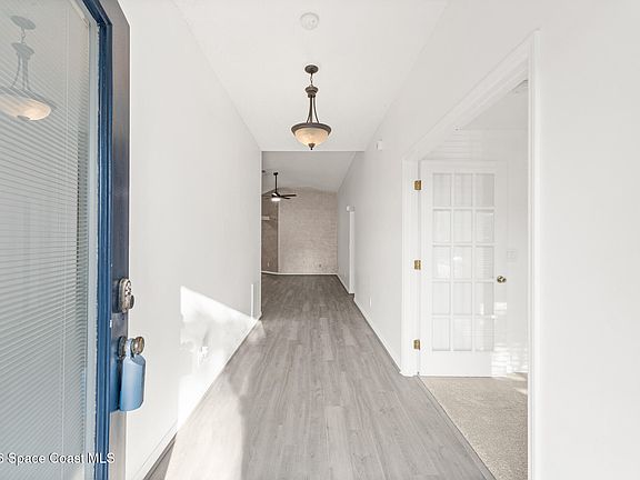 4th image of 2527 Deercroft Dr