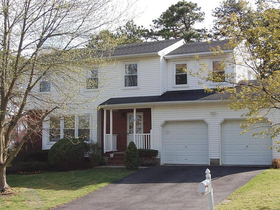 16 Bernard Tinton Falls