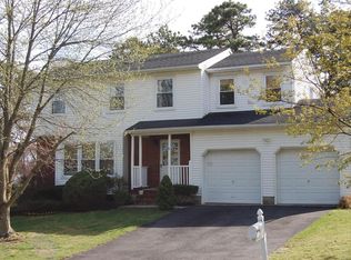 16 Bernard Dr, Tinton Falls, NJ 07753