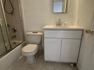 6112 228th St FLOOR 2, Oakland Gardens, NY 11364