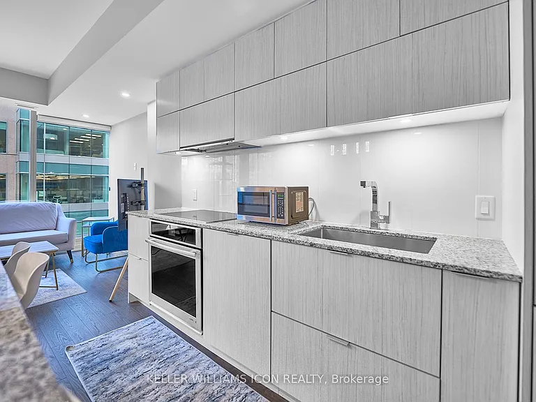 101 Queen St #911 — Photo 12