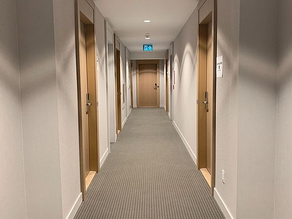 4th image of 7 Grenville St #2410