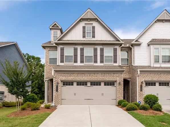 2169 Lanier Harbor Point, Buford, GA 30518