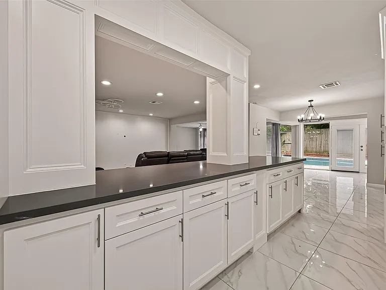 5207 Bent Bough Ln — Photo 14