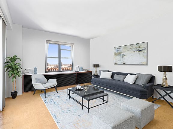 3rd image of 268 E Broadway #2002