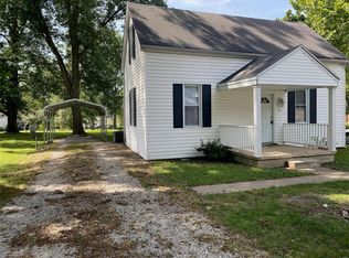 821 Edward St, Saint Libory, IL 62282