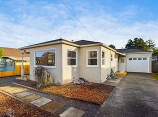 1823 K St, Eureka, CA 95501