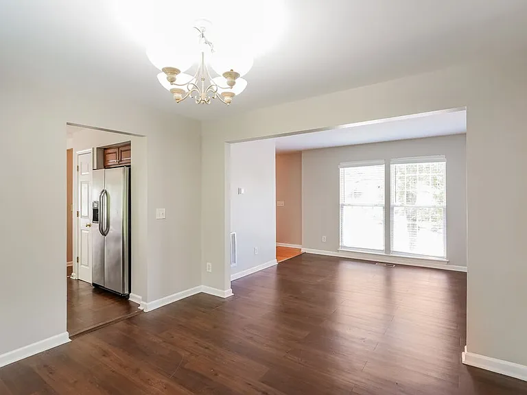 1437 Timber Ridge Cir — Photo 7