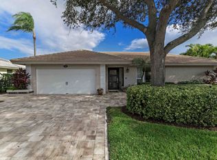 317 NE 3rd St, Boca Raton, FL 33432