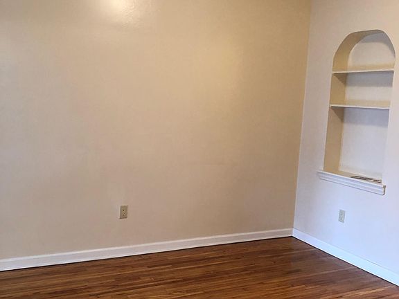 3rd image of 9036 149th St