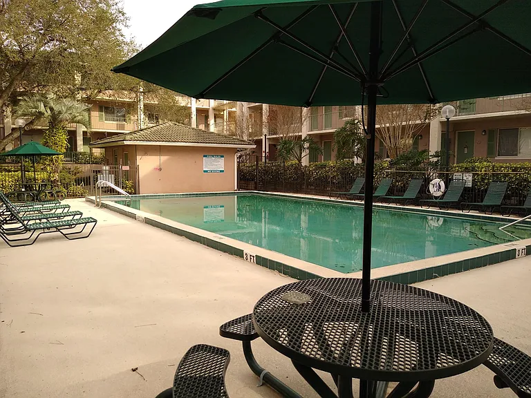 120 Blue Pointe Way #110 — Photo 23