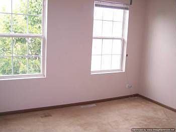 3rd image of 209 Hidden Creek Ln