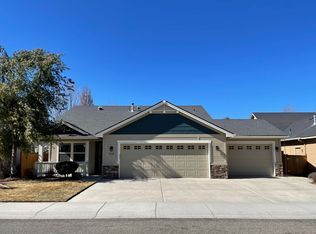 715 S Trunnel Ave, Meridian, ID 83642