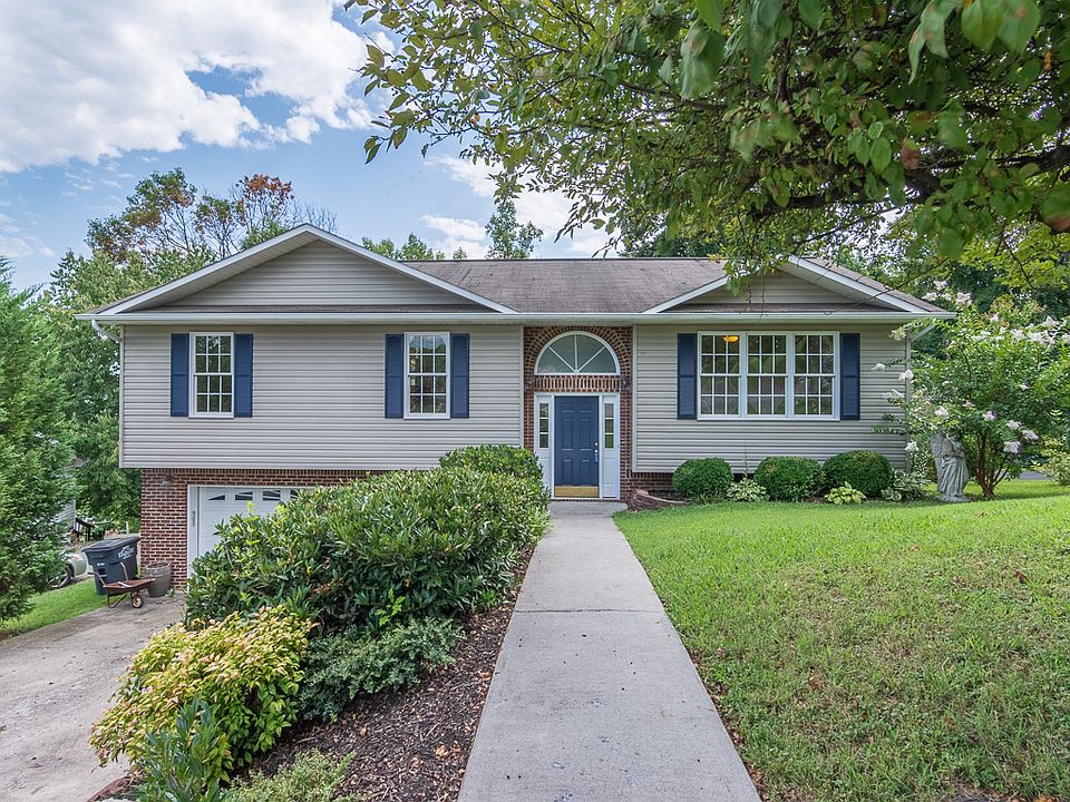 1st image of 2109 Hiara Dr