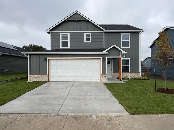 9214 E Creed St, Wichita, KS 67210