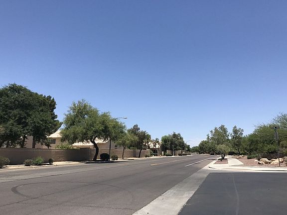 5th image of 7827 W Cavalier Dr