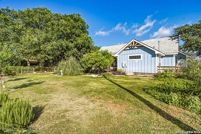 124 Creekwood Dr — Photo 31