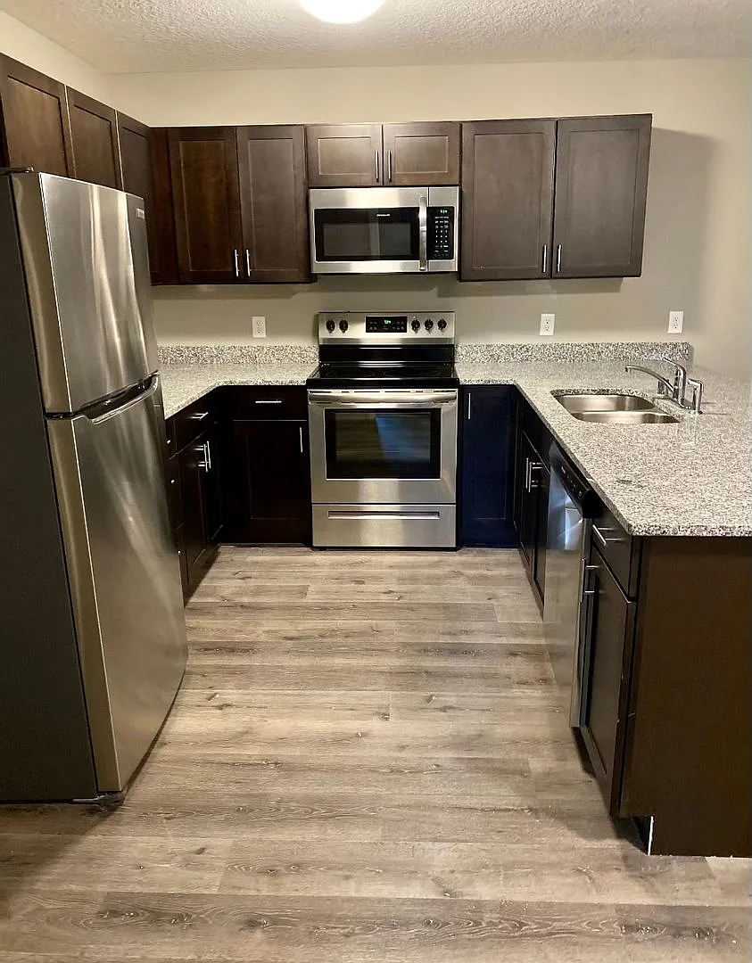 Watkins Apartments — Photo 2