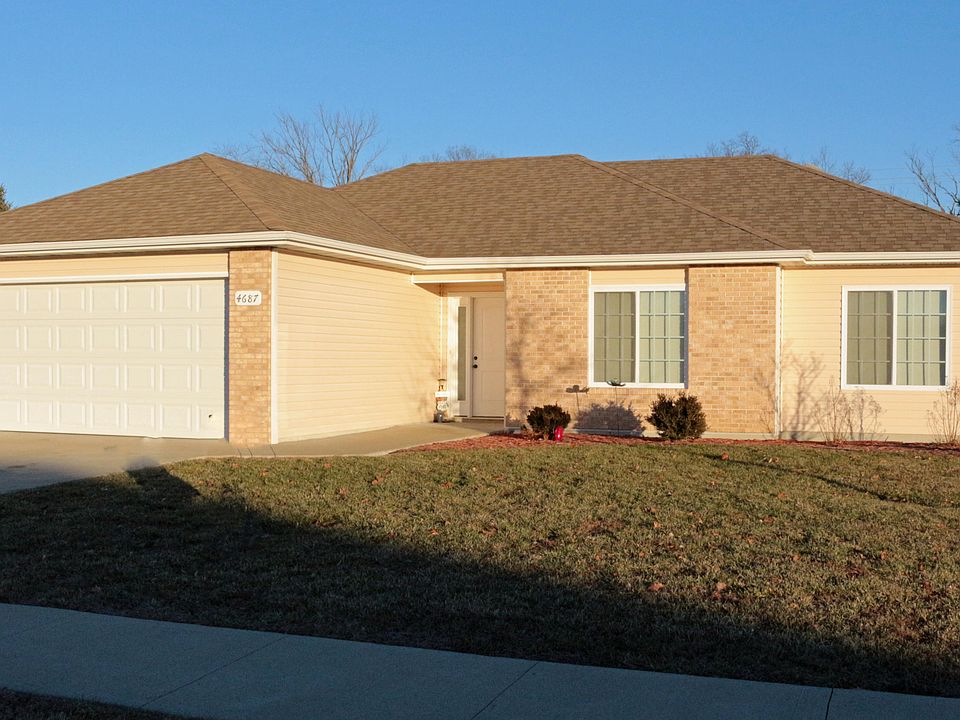 1st image of 4687 E Summerhill Dr
