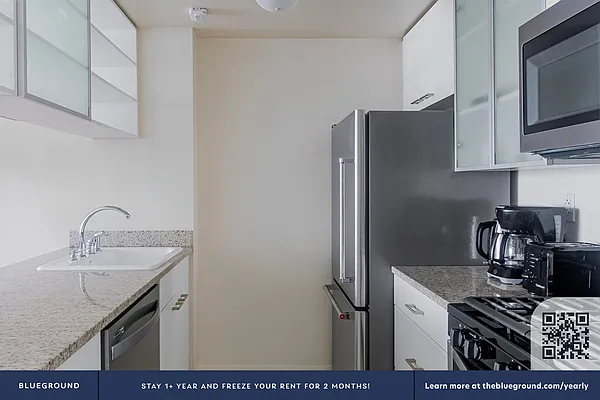 Rented by The Blueground | media 7