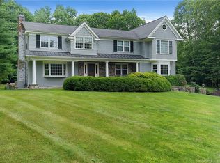 19 Conant Rd, Ridgefield, CT 06877
