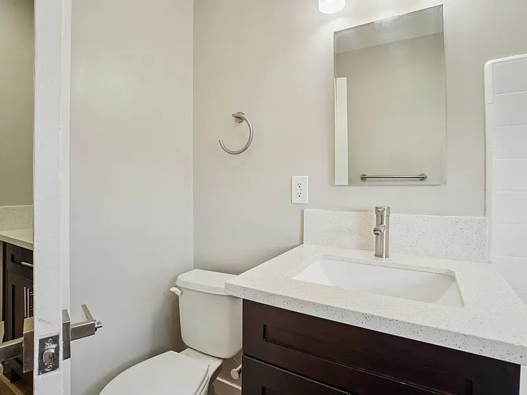 Ladera Apartments — Photo 16